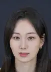 Lee Yoo Young